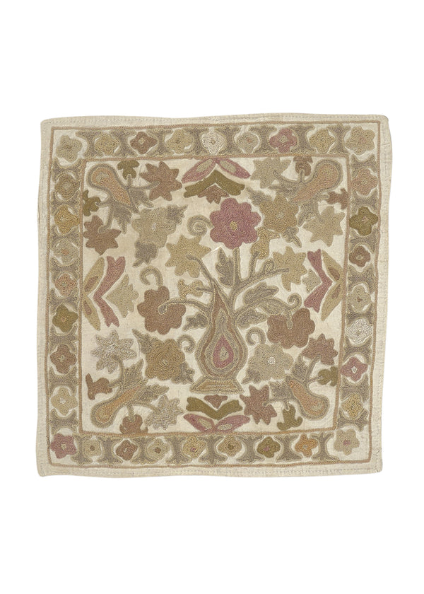 35682 Oriental Rug Afghan Handmade Pillow Traditional 1'3'' x 1'3'' -1x1- Whites Beige Yellow Gold Floral Design