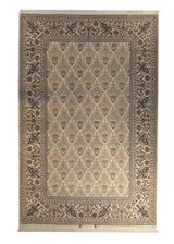 A13557 Persian Rug Isfahan Handmade Area Traditional 4'3'' x 6'7'' -4x7- Whites Beige Blue Floral Vase Design