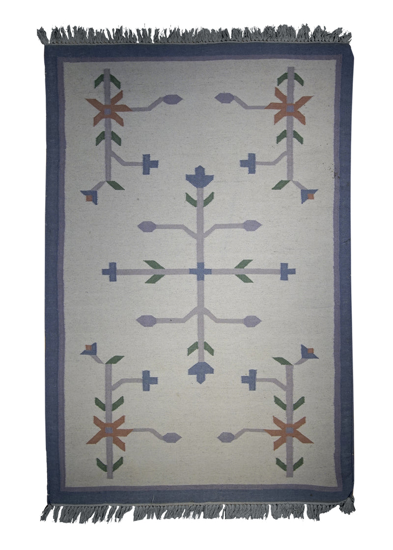 A17532 Oriental Rug Indian Handmade Area Tribal 4'0'' x 5'10'' -4x6- Whites Beige Blue Dhurrie Geometric Design