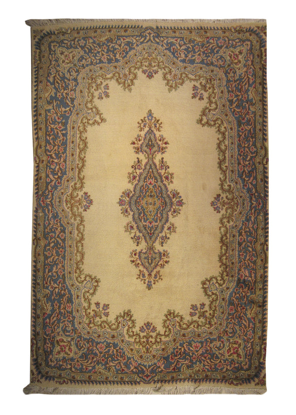 A21063 Persian Rug Kerman Handmade Area Traditional 5'10'' x 8'11'' -6x9- Whites Beige Blue Open Field Floral Design