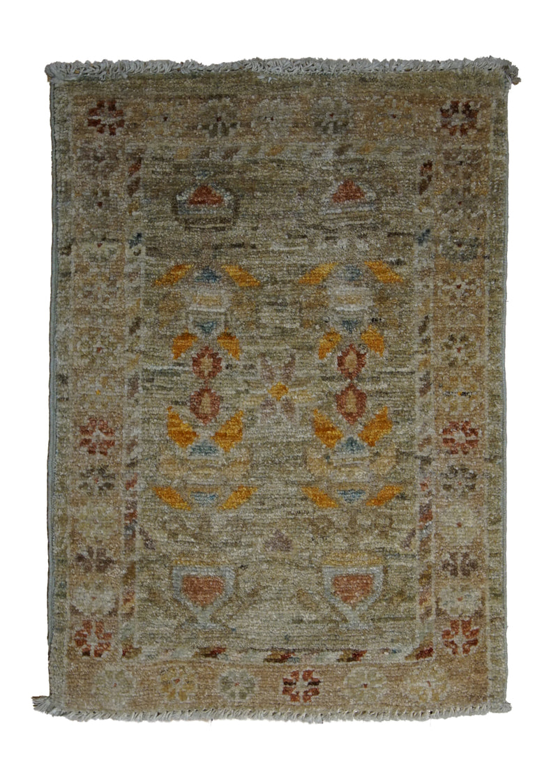 A28297 Oriental Rug Pakistani Handmade Area Transitional 1'5'' x 1'11'' -1x2- Whites Beige Geometric Design