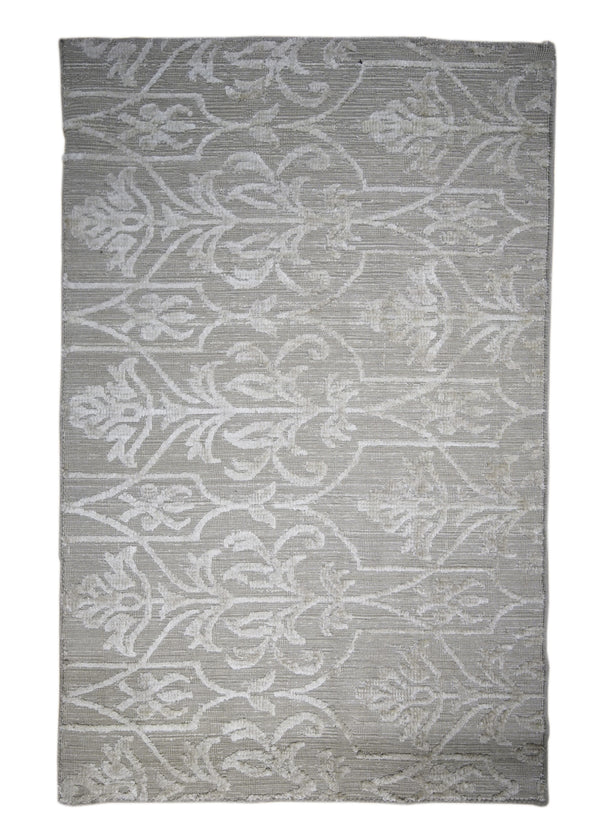 A31088 Oriental Rug Indian Handmade Area Neutral 2'10'' x 4'5'' -3x4- Whites Beige Floral Design