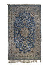 A33022 Persian Rug Isfahan Handmade Area Traditional 4'12'' x 8'10'' -5x9- Blue Whites Beige Floral Design