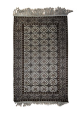 A33031 Oriental Rug Turkish Handmade Area Tribal 3'11'' x 5'9'' -4x6- Whites Beige Brown Geometric Design