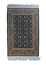 A33454 Oriental Rug Turkish Handmade Area Traditional 2'4'' x 3'4'' -2x3- Green Whites Beige Paisley Boteh Design