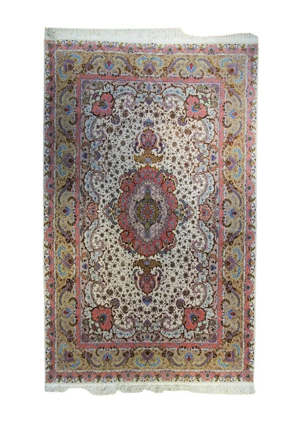 A33624 Persian Rug Tabriz Handmade Area Traditional 6'7'' x 10'1'' -7x10- Whites Beige Pink Naghsh Floral Design