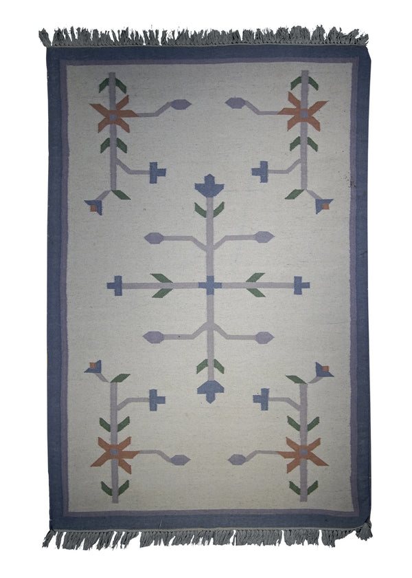 Oriental Rug Indian Handmade Area Tribal 4'0"x5'10" (4x6) Whites/Beige Blue Dhurrie Geometric Design #A17532