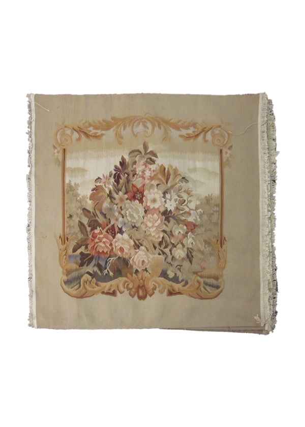 Oriental Rug Chinese Handmade Area Traditional 2'3"x2'3" (2x2) Whites/Beige Tapestry Design #A24580