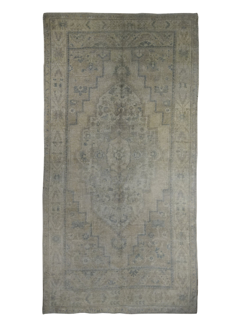Oriental Rug Turkish Handmade Area Transitional Vintage 4'11"x9'4" (5x9) Whites/Beige Green Red Geometric Design #A29598