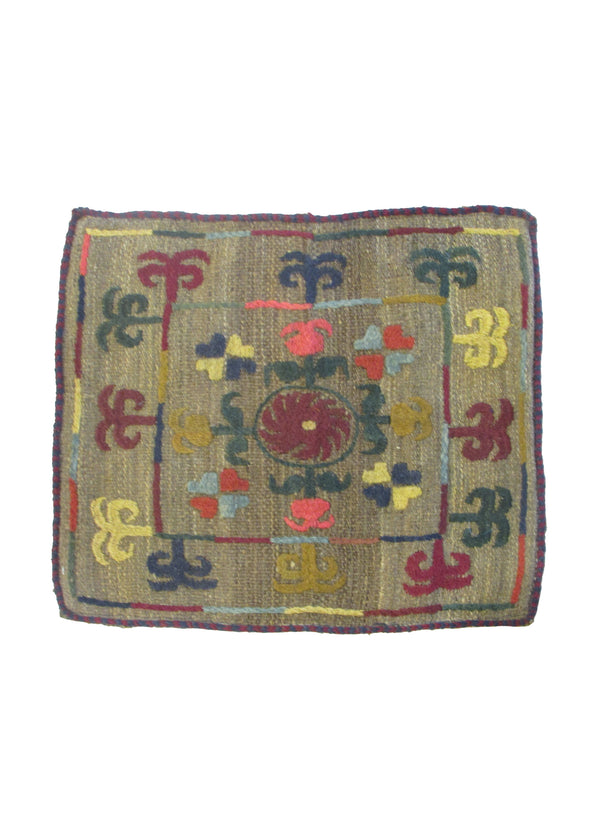 Oriental Rug Pakistani Handmade Pillow Tribal 1'7"x1'7" (2x2) Whites/Beige Multi-color Suzani Geometric Design #A30255