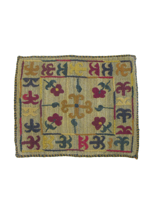 Oriental Rug Pakistani Handmade Pillow Tribal 1'7"x1'7" (2x2) Whites/Beige Red Yellow/Gold Suzani Geometric Design #A30280