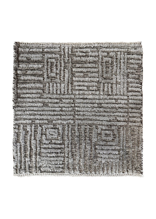 Oriental Rug Indian Handmade Area Transitional Neutral 1'6"x1'6" (2x2) Whites/Beige Geometric Stripes High Low Pile Design #A35103