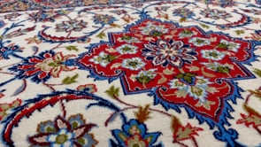 Persian Rug Isfahan Handmade Area Traditional 2'2"x3'4" (2x3) Whites/Beige Red Floral Design #17551