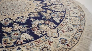 Persian Rug Nain Handmade Round Traditional 4'10"x4'10" (5x5) Whites/Beige Blue Floral Design #35847