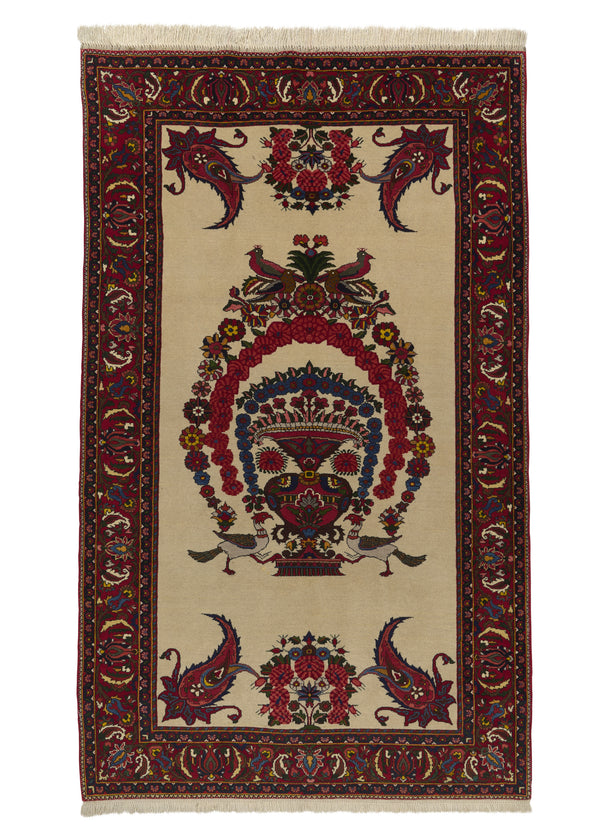 18022 Persian Rug Bakhtiari Handmade Area Tribal 5'2'' x 8'8'' -5x9- Whites Beige Red Vase Paisley Boteh Design
