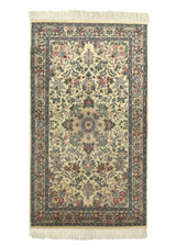 31971 Oriental Rug Pakistani Handmade Area Traditional 3'0'' x 5'4'' -3x5- Whites Beige Floral Design