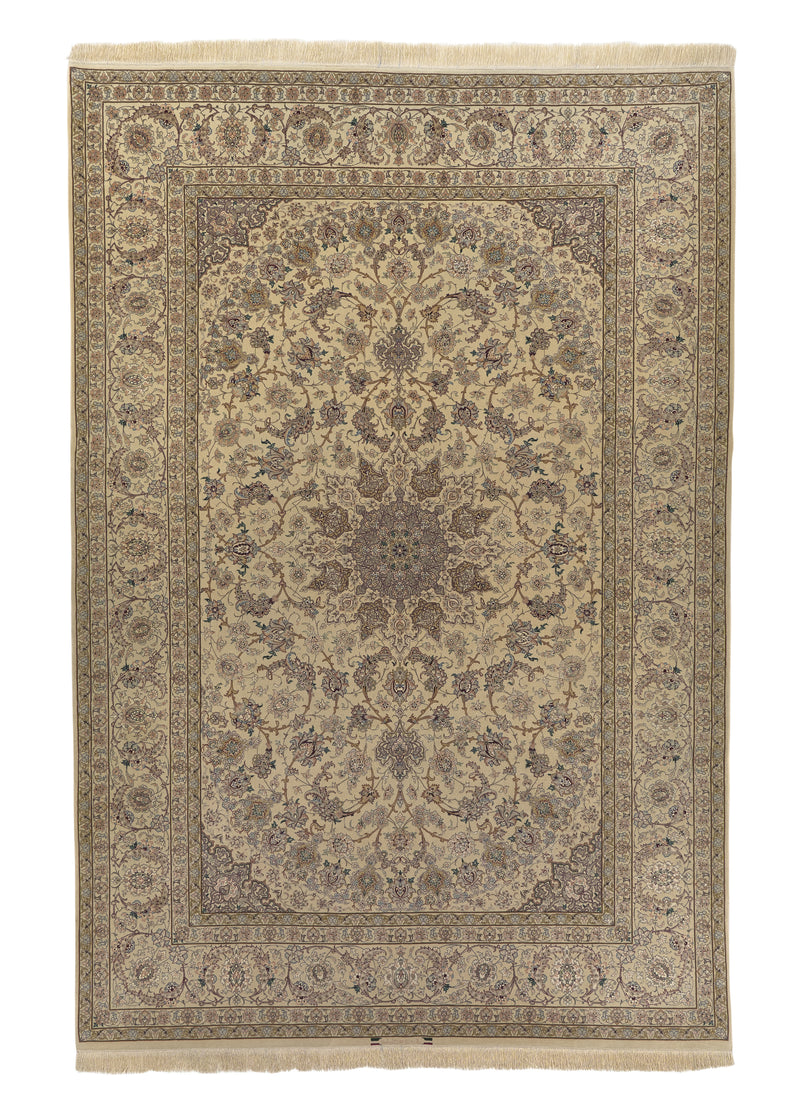35539 Persian Rug Isfahan Handmade Area Traditional 6'7'' x 9'11'' -7x10- Whites Beige Floral Design