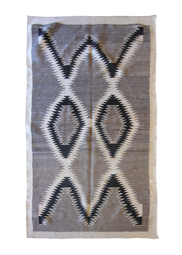 A23601 Native American Rug Navajo Handmade Area Tribal 3'3'' x 4'8'' -3x5- Whites Beige Gray Geometric Design